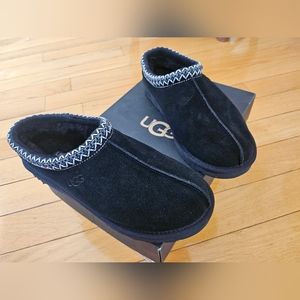 UGG Tasman